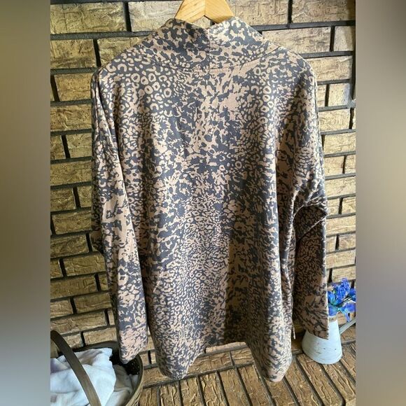 Cuddl duds sweater - Picture 3 of 5